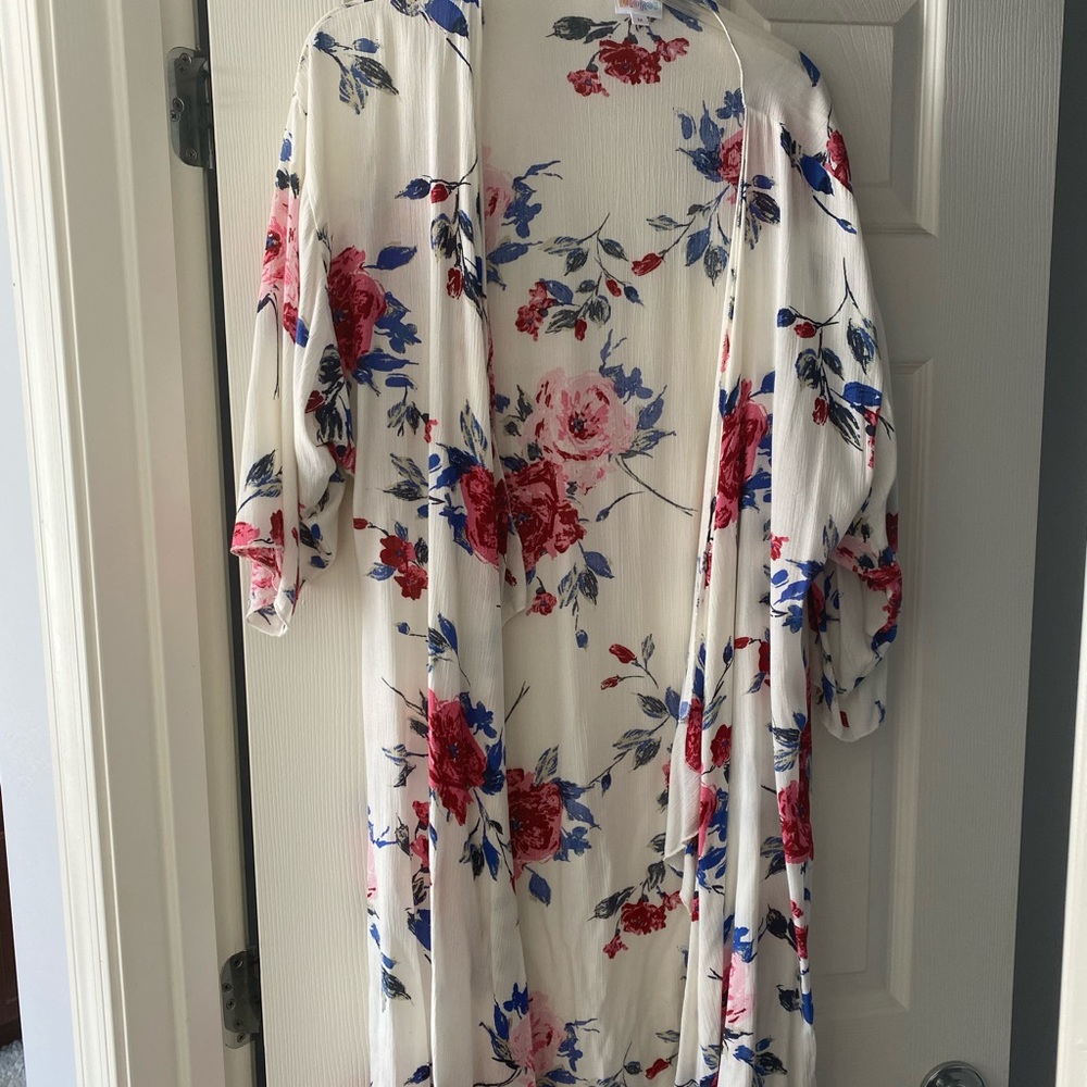White floral kimono